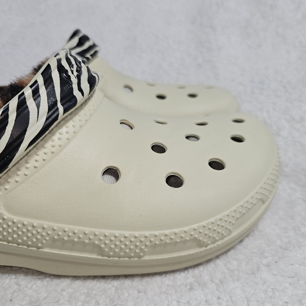 Crocs Classic Lined Animal Remix Clog - Picture 8 of 13